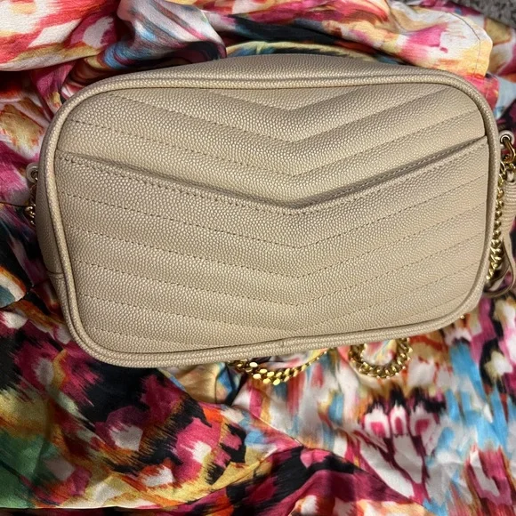 Yves Saint Laurent Tan Quilted Crossbody Bag - Picture 5 of 9